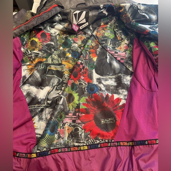 Volcom Size 2XL Stone Falling Down Ski Snowboard Jacket Green Camo Zip Snap Hood - Picture 11 of 11